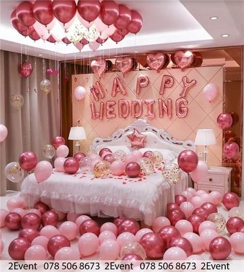 Trang trí phòng cưới màu pastel với hoa tươi tại Hà Nội